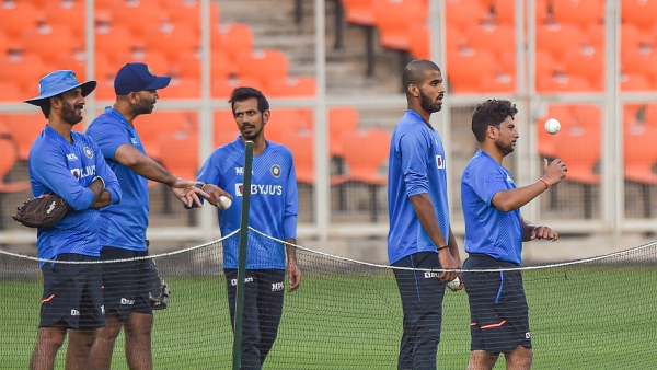 kuldeep-yadav-and-yuzvendra-chahal-in-indias-squad