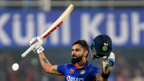Virat Kohli: ಅಂತಾರಾಷ್ಟ್ರೀಯ ಕ್ರಿಕೆಟ್‌ನಲ್ಲಿ 15 ವರ್ಷ ಪೂರೈಸಿದ ವಿರಾಟ್ ಕೊಹ್ಲಿ;  ರನ್ ಮಷಿನ್ ದಾಖಲೆ, ಅಂಕಿಅಂಶ | 15 Years of Virat Kohli in International  Cricket: A Remarkable Journey Through Time ...