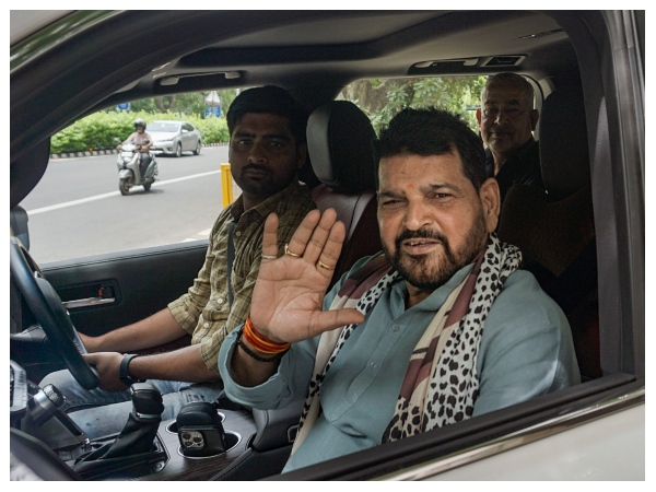 United World Wrestling suspended the membership of the Wrestling Federation of India