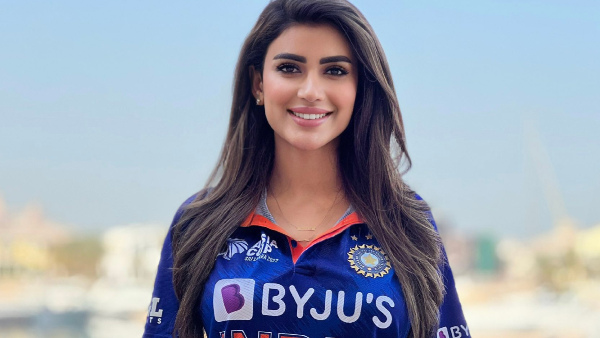 Who is This Cute Viral Girl Supporting Team India At Asia Cup 2023