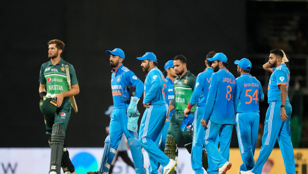 Fact Check: Is India Wearing Saffron Jersey Against Pakistan in the World Cup Match?