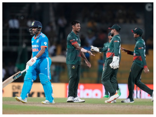 World cup, match 17 India vs Bangladesh, Toss report, playing XI and Live score