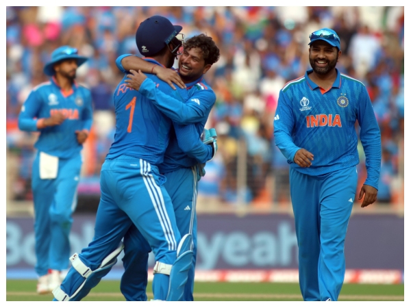 Ind vs Pak: Kuldeep Yadav shocks again Pakistan with magical spell after Asia cup 5 wicket haul Ind vs Pak: Kuldeep Yadav shocks again Pakistan with magical spell after Asia cup 5 wicket haul