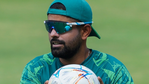 netizens-mock-world-no-1-babar-azam