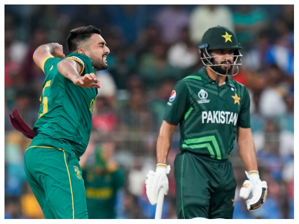World cup, match 26: South Africa need 271 runs to win against Pakistan 