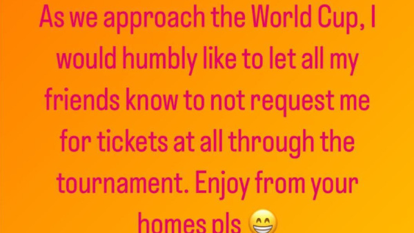Virat Kohli and Anushka Sharma Urge Not to Disturb Them Regarding ICC World Cup Tickets