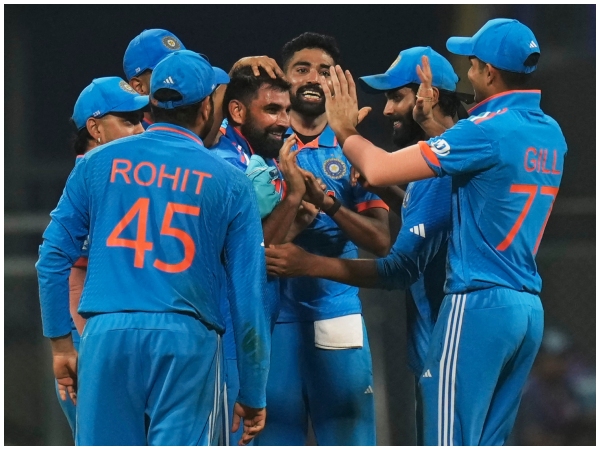 World cup final: Mohammed Shami and Ravindra Jadeja troubles Australia, where is stats