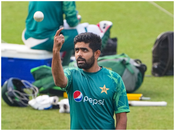 World cup: After World Cup setback Babar Azam returns home Pakistan to a lackluster reception World cup: After World Cup setback Babar Azam returns home Pakistan to a lackluster reception