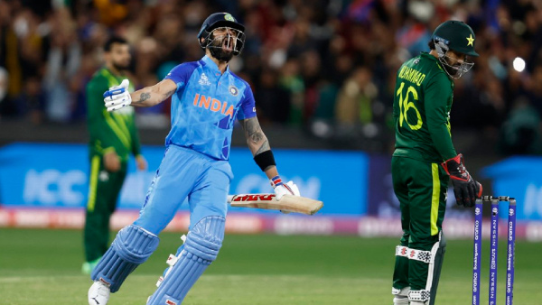 virat-kohlis-six-against-haris-rauf