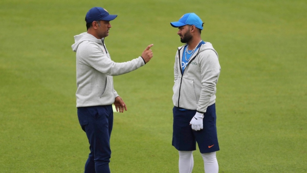 Is Rishabh Pant going to Replace MS Dhoni in CSK team?; What Did the Indian Cricketer Say?