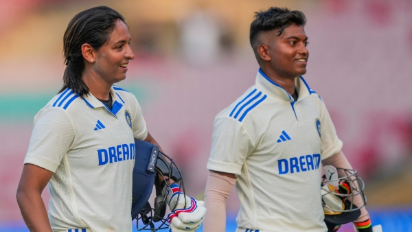 Indw vs Engw: Deepti Shine, India Lead by 478 Runs