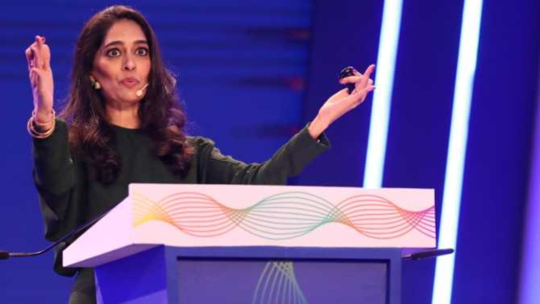 IPL Auction 2023 This Indian Beauty to Host IPL Mini Auction in Dubai Instead of Hugh Edmeades