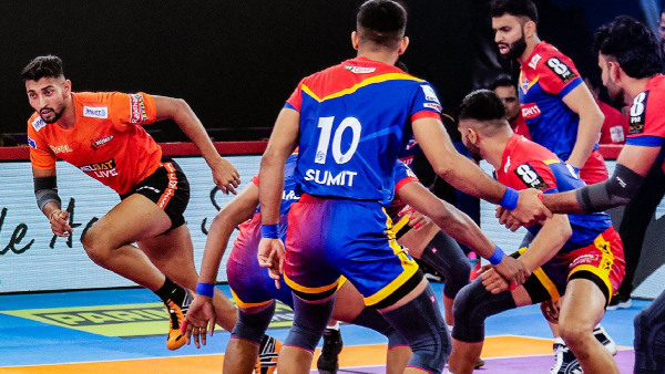 PKL 10: U Mumba Beat UP Yodhas By 34-31 in Opening Match