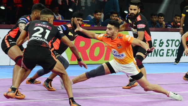 Pro Kabaddi 2023: Dabang Delhi K.C. Beat Bengaluru Bulls