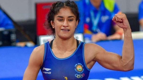 WFI Controversy: Wrestler Vinesh Phogat Has Written To the PM to Return Khel Ratna, Arjuna Award