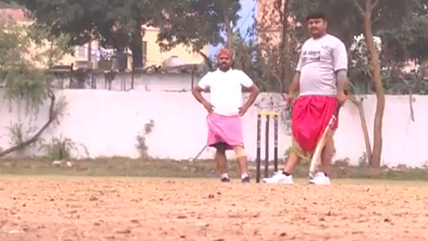 Dhoti-Kurta Wear In Unique Cricket Tournament At Bhopal; Chance To Visit Ayodhya For Winning Team