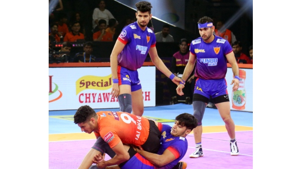 Pro Kabaddi:Bengaluru Bulls Beat Patna Pirates