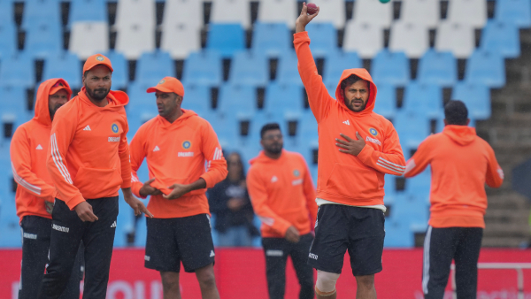 IND vs SA Test: Chance for Mukesh in second Test? 