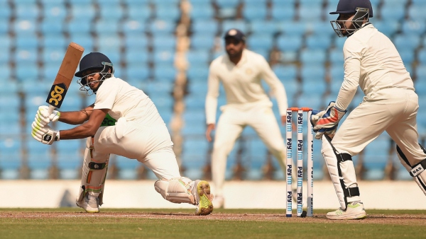 3 wicketkeepers who can replace KS Bharat in Team India, one has just scored a triple century