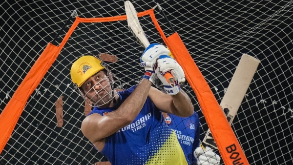 IPL 2024: Dhonis new look for IPL goes viral: MS flaunts old style