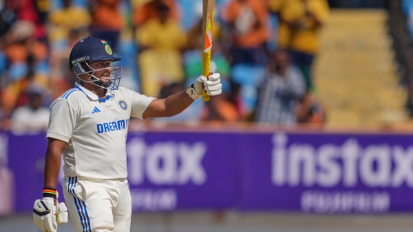 IND vs ENG: Sarfaraz Khan Equals Sunil Gavaskars Record on Debut Test Match