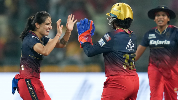 WPL 2024 RCB vs GG: Royal Challengers Bangalore Beat Gujarat Giants By 8 Wickets