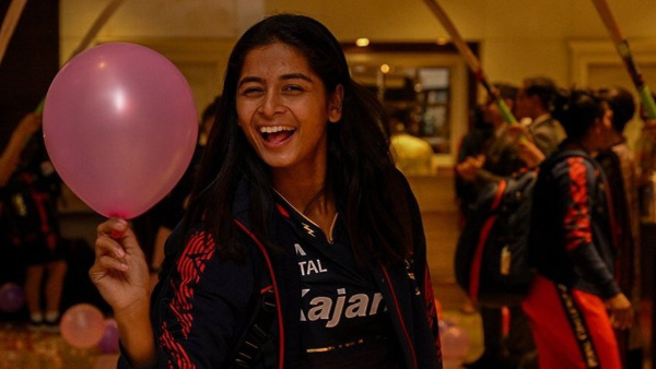 WPL 2024: RCB Women Cricketer Receive Marriage Proposal from North Karnataka Fan