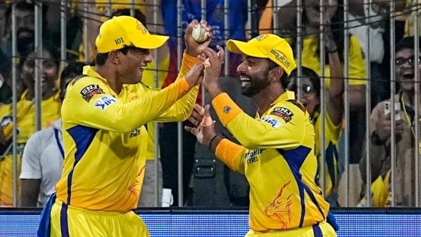 IPL 2024 Best catch by two CSK Fielder s viral video