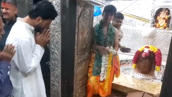 LSG Caption KL Rahul visits Mahakaleshwar Temple in Ujjain ahead of IPL 2024