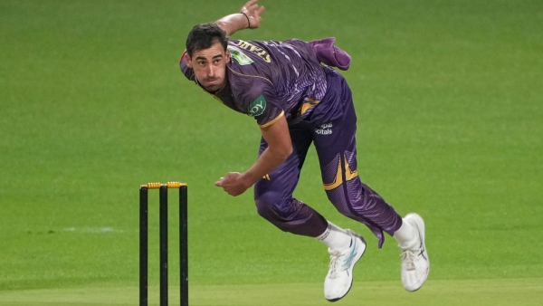 Mitchell Starc Expensive bowler who added to the worries of KKR team