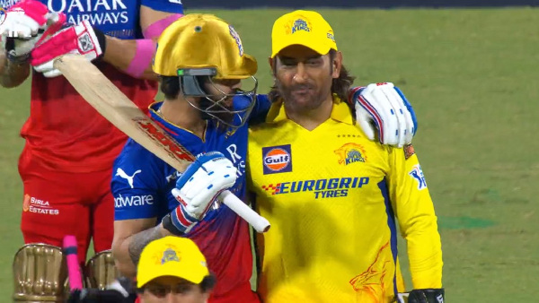 IPL 2024 Virat Kohli And MS Dhoni Shares Heartwarming Moment During RCB vs CSK match