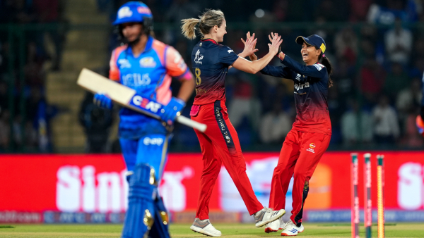 WPL 2024 RCB s Ellyse Perry Makes History By Taken 6 Wickets in Women s Premier League