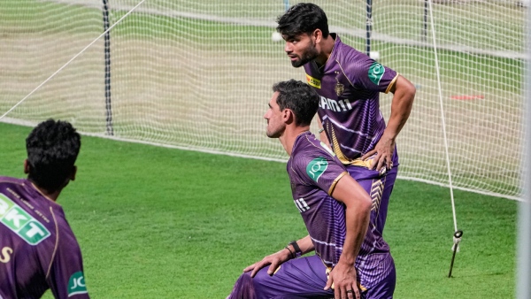 KKR Batter Rinku Singh Welcomes KKR s Rs 24 75 Crore Buy Mitchell Starc With A Mammoth Six