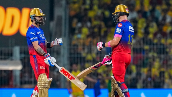 IPL 2024 Virat Kohli Is A Storm You Can t Control For Long time Says Aakash Chopra