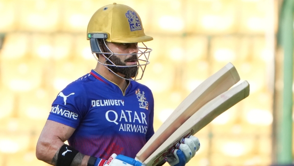 Virat Kohli Virat Kohli Equals Suresh Raina s Record Of Most Catches