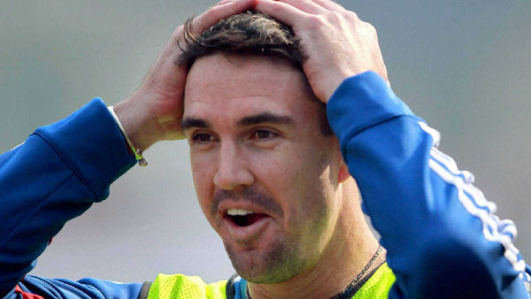 IPL 2024 Never seen a commentator bat so well Kevin Pietersen Praises Dinesh Karthik s Batting