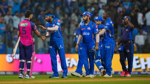 IPL 2024 Rohit Sharma May Return Mumbai Indians Captaincy Again Says Manoj Tiwary