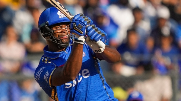 IPL 2024 MI s Romario Shepherd Sets a Unique Record in IPL With Explosive Batting Against DC