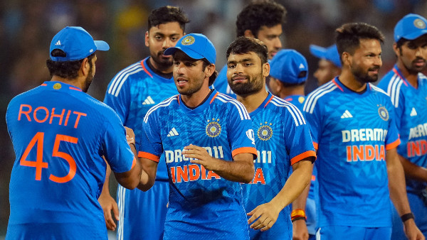 Harsha Bhogle Picks Indian team For the T20 World Cup 2024