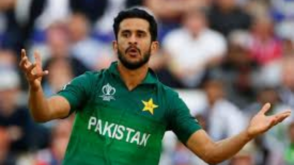 Dangerous fast bowler out of Pakistan team