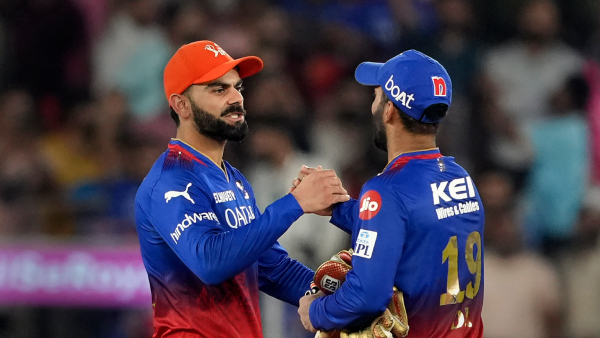 IPL 2024 Harsha Bhogle Picks Team Of the Tournament 2 RCB Players Selected