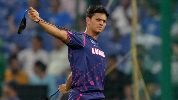 Former Cricketer Ravi Shastri Picks 2 Players for India s T20 World Cup 2024 hopes