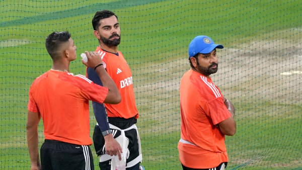 T20 World Cup 2024 Virat Kohli Should Bat Aggressively in Powerplay Overs Says Matthew Hayden