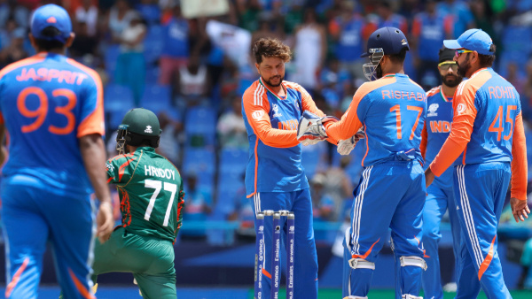 IND vs BAN Virat Kohli Reminded Gullly Cricket in T20 World Cup Match Video Goes Viral