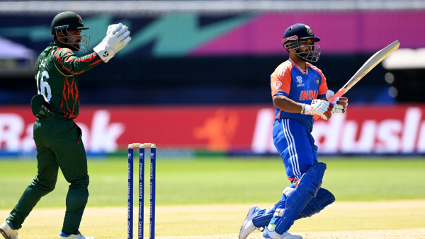 T20 World Cup 2024 Rishabh Pant better wicketkeeper than Sanju Samson Says Sunil Gavaskar
