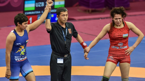 Indian star female wrestler Anshu Malik Injured