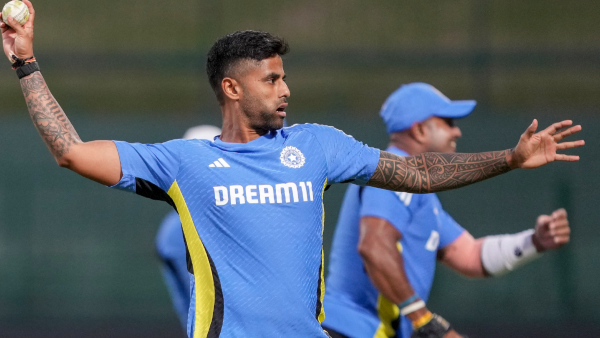 IND vs SL Ravi Shastri Gave Valuable Tips to India s New T20 Captain Suryakumar Yadav