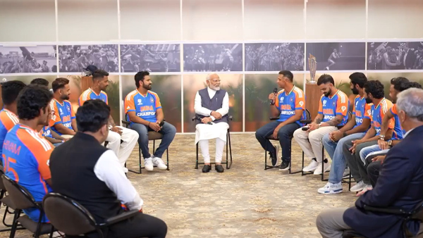 Indian Cricket Team Meet Prime Minister Narendra Modi and had Breakfast Honored to Players Staff