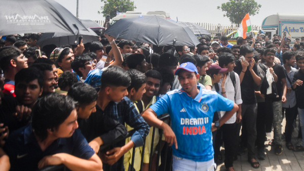 Wankhede Stadium Marine Drive Is Crowded Even Before the T20 World Champion Team India