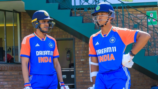 Brian Lara names Indians who can break their Test record of 400 runs